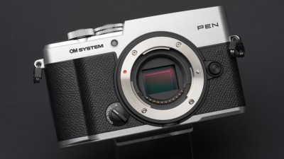 OM SYSTEM PEN 日本預訂反應熱烈！部分買家恐要等到明年春季才收貨