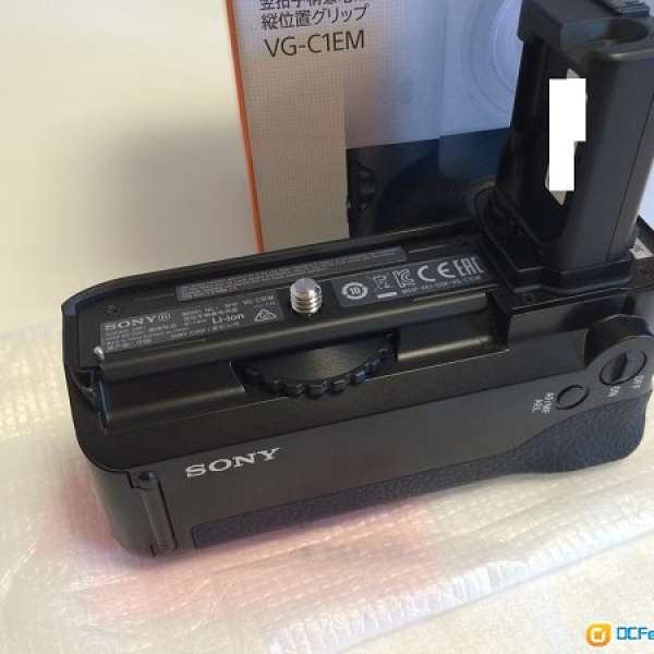 Sony VG-C1EM　a7 / a7r / a7s 原廠手柄 直倒 vertical grip
