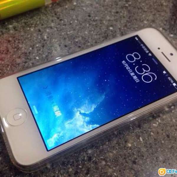 Iphone5 32GB 水貨，可用香港任何4G