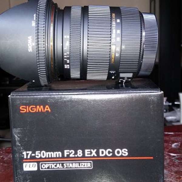 Sigma 17-50mm F2.8 EX DC OS (Canon mount)