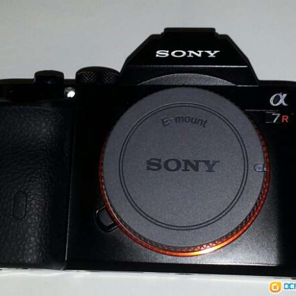 Sony A7R Body (97%新，SC 只有333，Sony 專門店行貨，有保養)