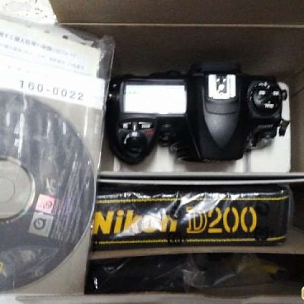 Nikon D200 Body CCD Camera with Box