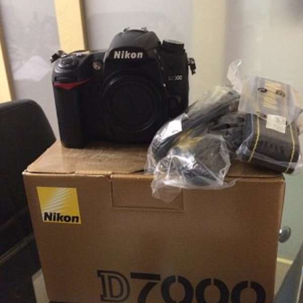 Nikon D7000 body (90%新)