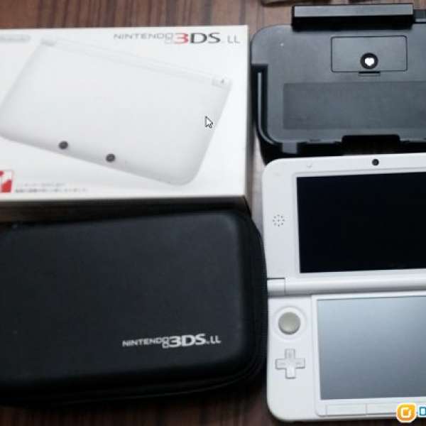 日版白色3DS LL