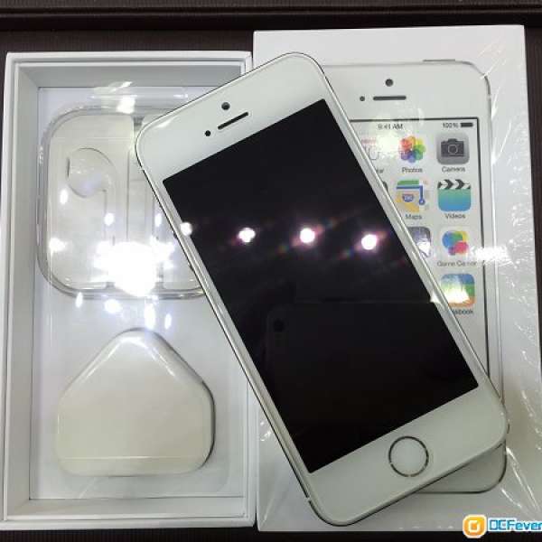 超長保養行貨iPhone 5s 32g銀白，保證全新一樣有圖為證