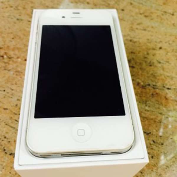 iPhone4s 32gb 白色 有盒和全新配件
