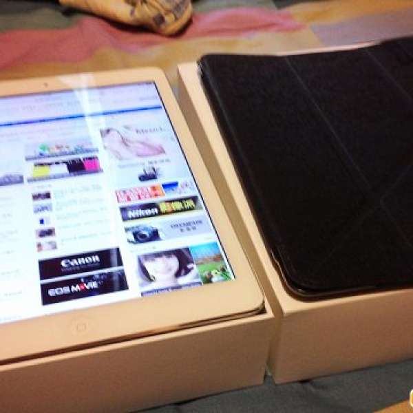 出售物品: iPad Air 16gb Wifi 連玻離貼 + Momax Smart Case + Cote et Ciel 布面便...
