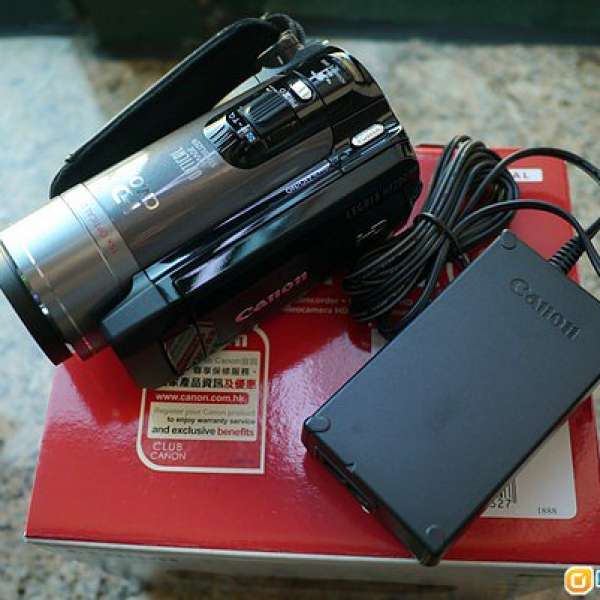 Canon LEGRIA HF200 全高清數碼攝錄機 連原裝機袋