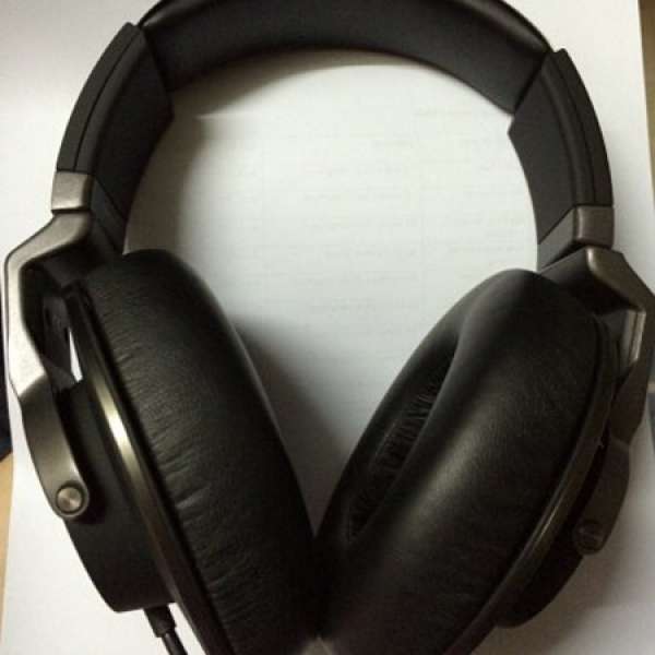 買了1個多月的 AKG K550