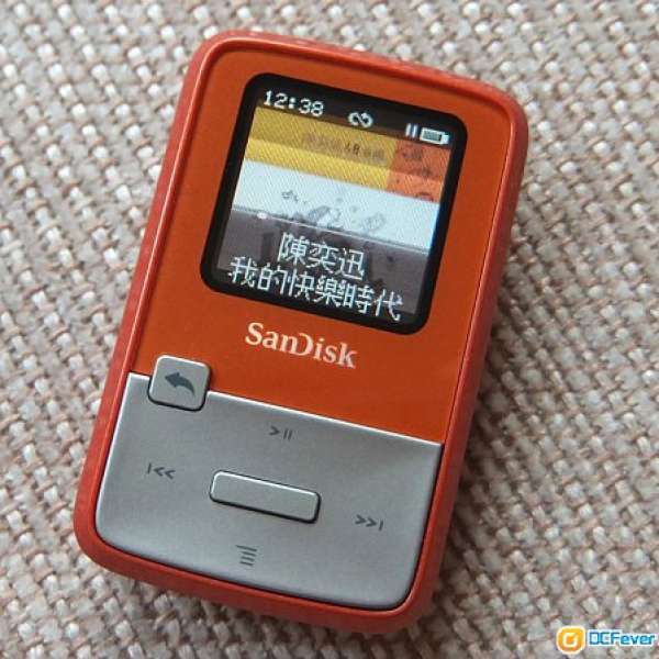 Sansa Clip Zip mp3 (4GB) Orange 90% New