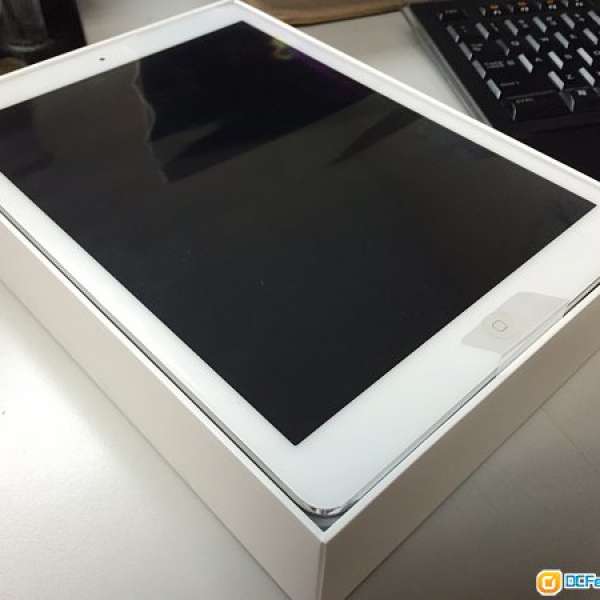 Apple iPad Air 2013 64GB 4G LTE 銀 白 Silver White