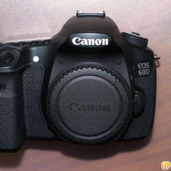 Canon 60D Kit set + 18-135mm kit lens