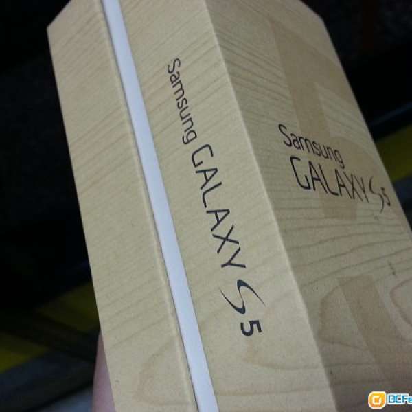 全新 行貨 Samsung S5 LTE 白色 連 S Cover (s4 note3 note4)