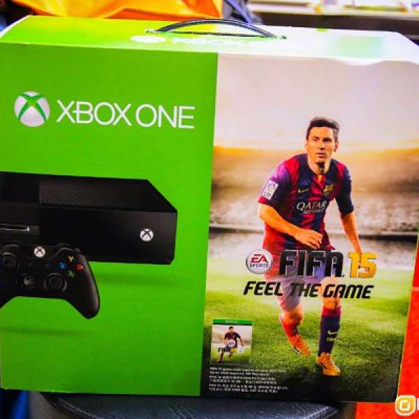 XBOX ONE + <<FIFA 15>>同捆套裝 +  12 個月Xbox Live 金會員訂閱卡1張