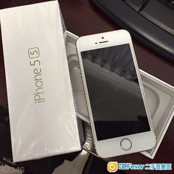 Iphone 5s 16G 90% new Expiration Date: January 17, 2015