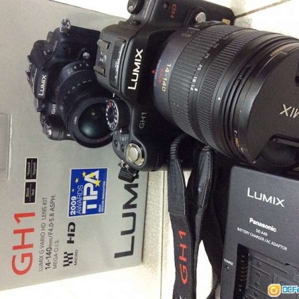 99%新港行有單有盒Panasonic Lumix GH1連14-140f4-f5.8 Kit鏡B+W F-PRO 62mm德國Fi...