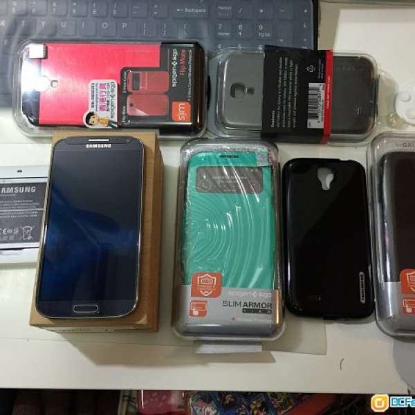 SAMSUNG galaxy S4 lte 16gb 黑色香港行貨full setbox