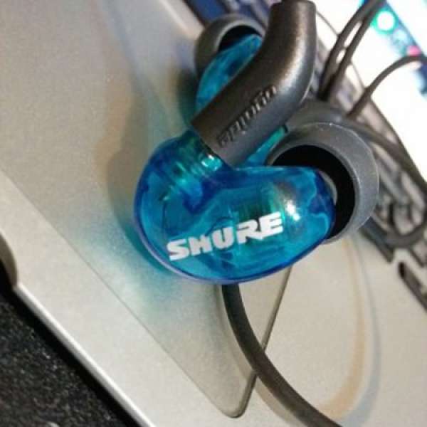 Shure SE215 Special Edition + Oyaide HPC-SE 1.2M 耳機線
