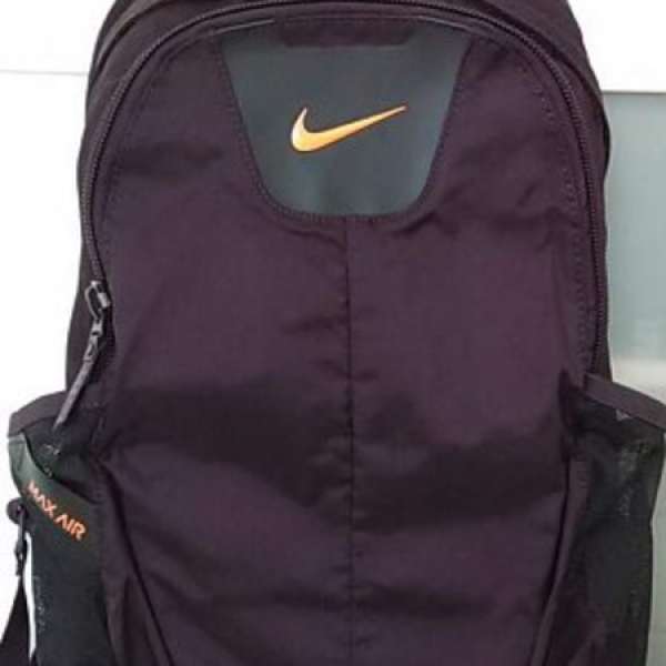 Nike 氣墊後背包