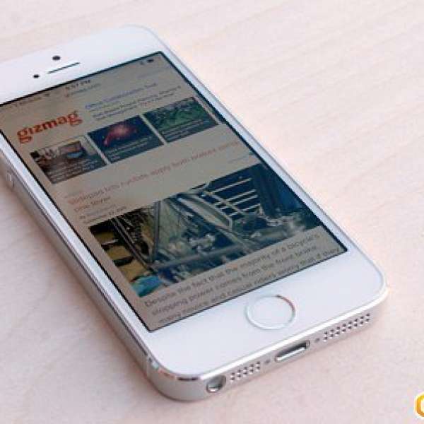 行貨有保 99.999%新 iPhone 5S 64GB 白色