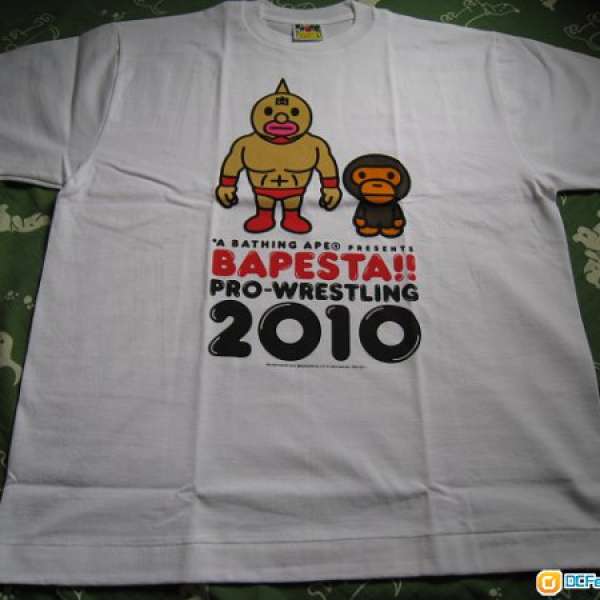 A BATHING APE 白色 筋肉人XBABY MILO 限定T-SHIRT