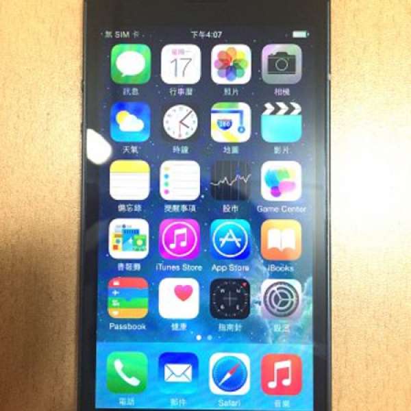 iPhone 5 16GB Black 無保養 有凹陷 無更換過 iOS 8