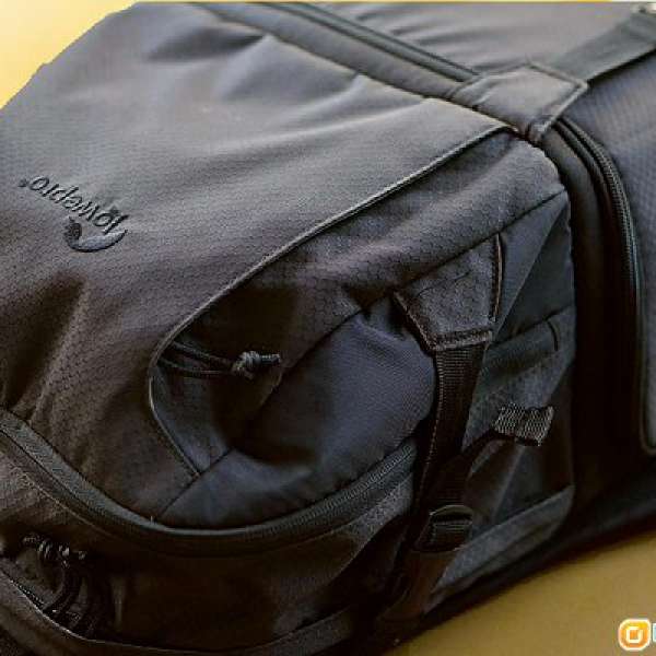 98% 新 Lowepro DSLR Video Fastpack 250 AW backpack 背囊