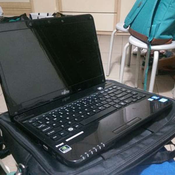 Fujitsu lifebook L series LH532