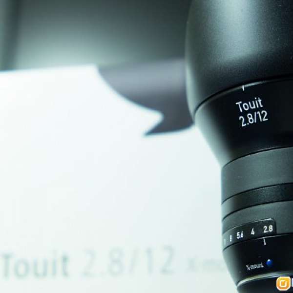 Carl Zeiss Distagon Touit 2.8/12 X-Mount /w B+W 67mm filter