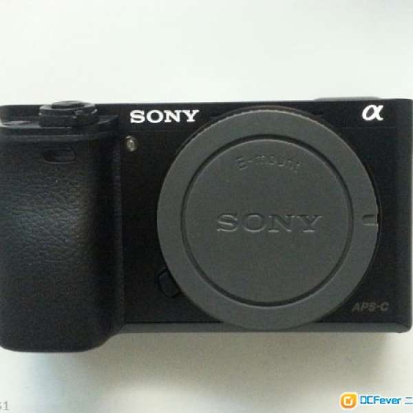 Sony A6000 黑色機身 (95%新, Sony 專門店行貨，有保養，送Sony 32GB 高速 SD, 原廠...