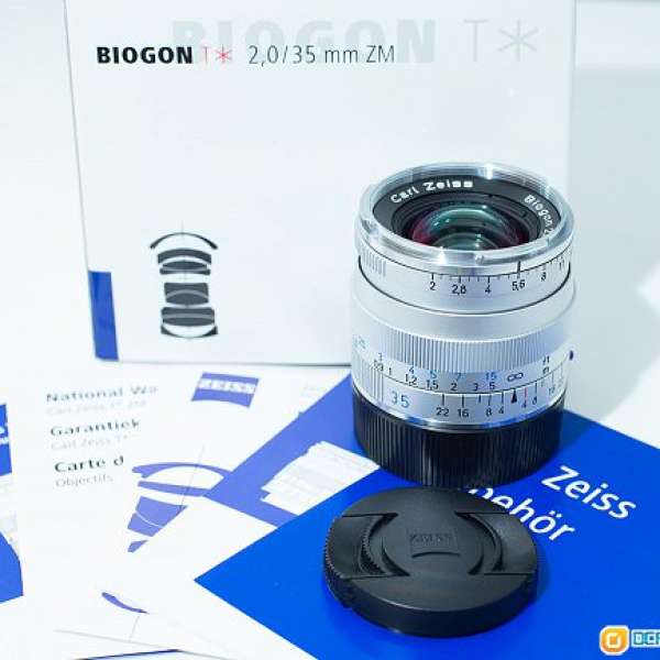 Carl Zeiss Biogon T* 2/35 ZM 銀色（99%新），Lens Hood，Zeiss 43mm UV Filter