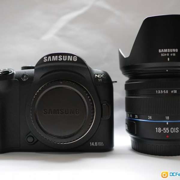 Samsung NX11 + Samsung NX 18-55mm F3.5-5.6 OIS II