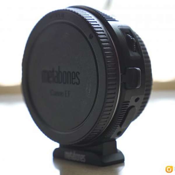 Metabones EF-M4/3 Speedbooster (Canon Panasonic Olympus MFT adapter)