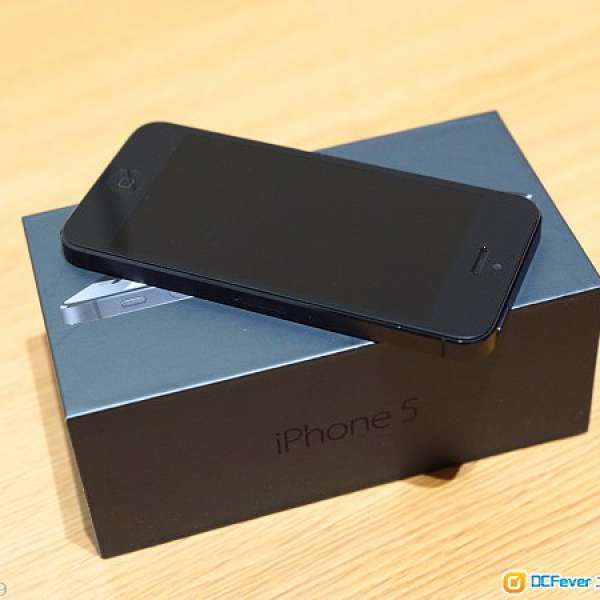 iPhone 5 black 32gb