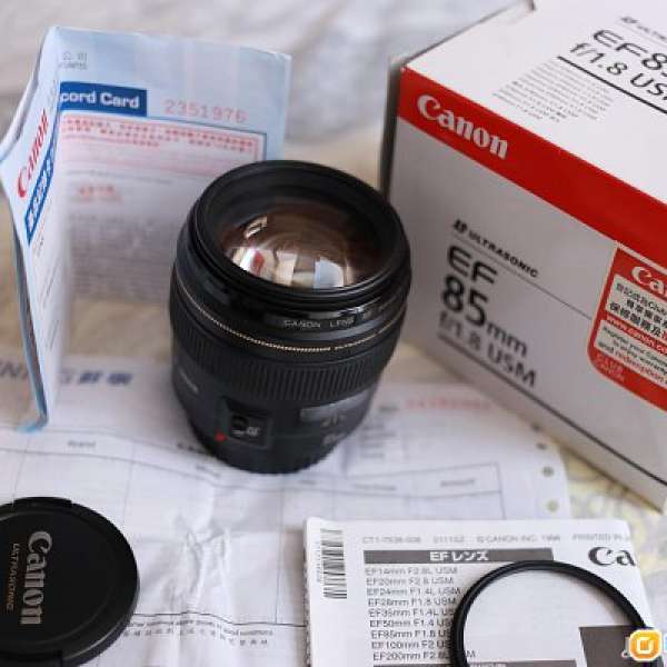 Canon EF 85mm f/1.8 USM (95%new)