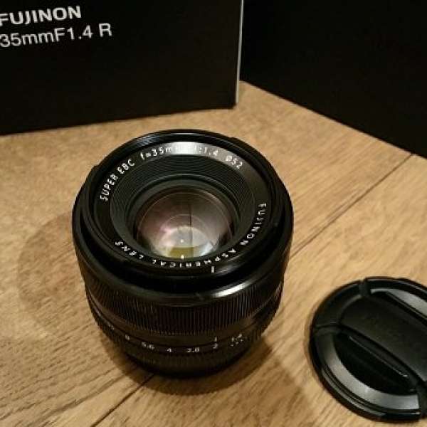 Fujinon XF35mm F1.4R  Fuji lens