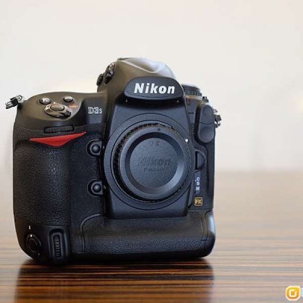Nikon D3s like new