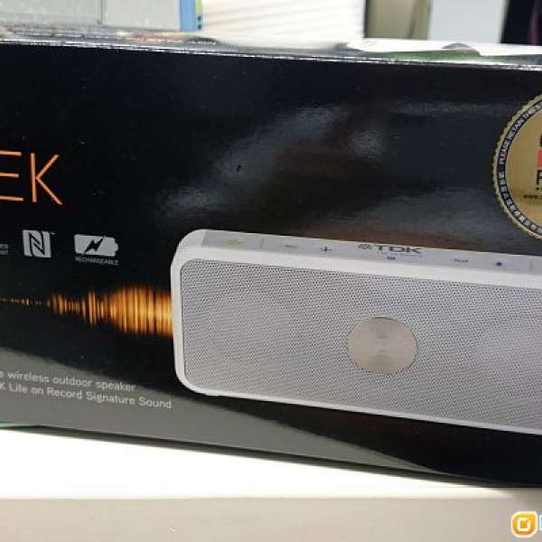 99.9%新行貨 TDK TREK bluetooth wireless speaker 藍牙喇叭 內置NFC 防水功能