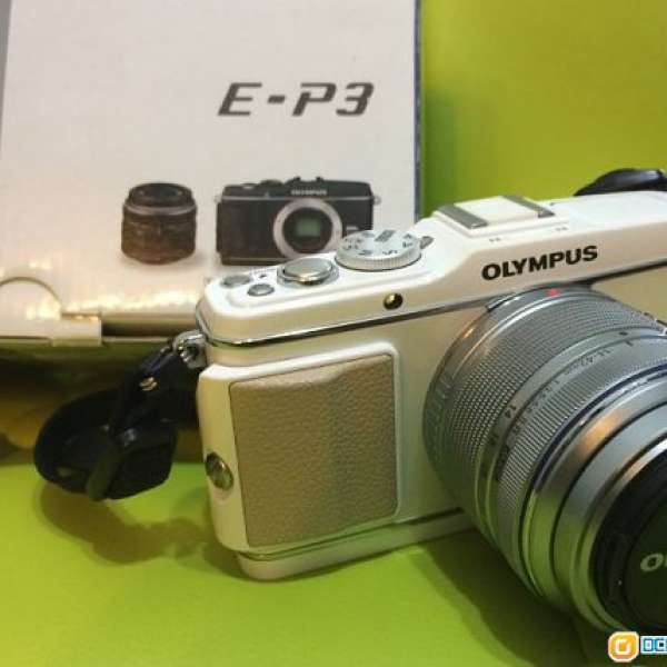 Olympus EP3 + 14-42mm Kit (白色)