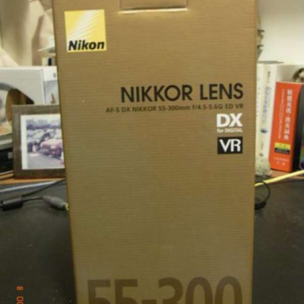 Nikon lens AF-S DX 55~300mm f/4.5~5.6G ED VR