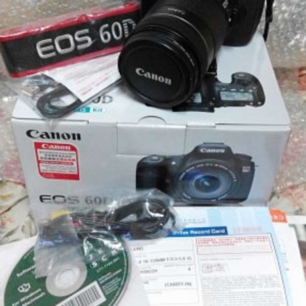 Canon 60D + EF-S 18-135mm F/3.5-5.6 IS Kit Set