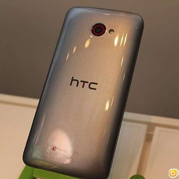 出售95%新HTC Butterfly S灰色PCCW 行貨