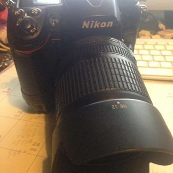 Nikon D7000 Kit, 連 18-105VR kit lens. 九成新.