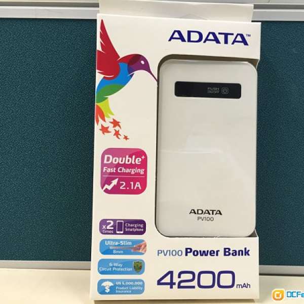 全新白色台灣ADATA power bank 4200mAH 8mm超薄、快速充電