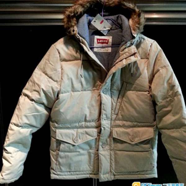 Levi's down jacket M size100%new