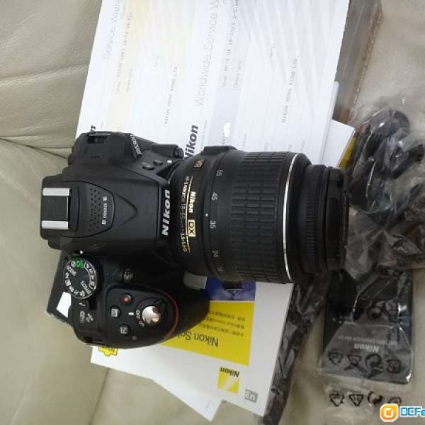 99%新 行貨 Nikon D5300 連18-55mm鏡頭全套 有保養2015.10