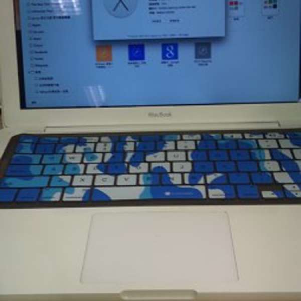 MacBook 13" Mid 2010  DDR3  Geforce 320M