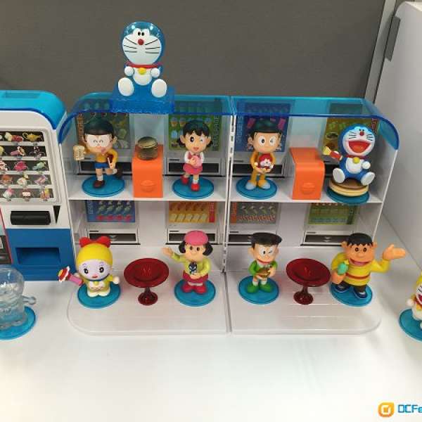 7-11 多啦A夢 Doraemon & Friends 叮噹神奇法寳店陳列座連公仔全套(10隻)