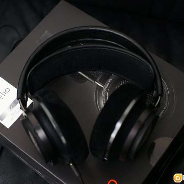 Philips Fidelio X2 headphone