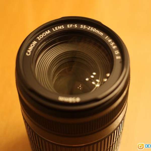 CANON EF-S 55-250mm f/4-5.6 IS II lens